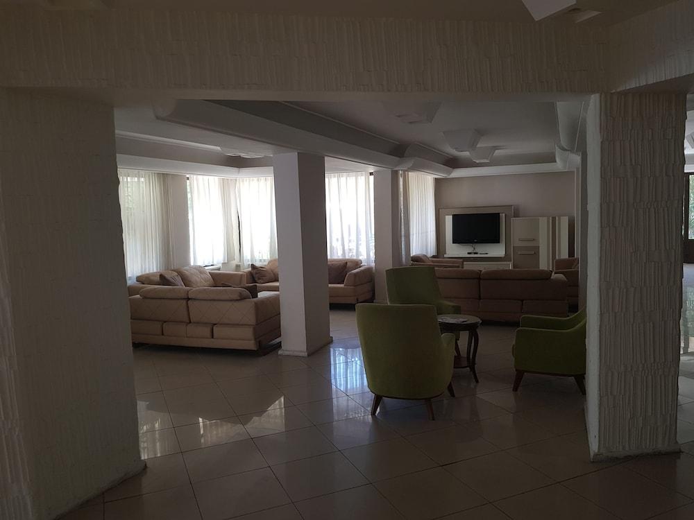 Malhun Hotel فتحية المظهر الخارجي الصورة