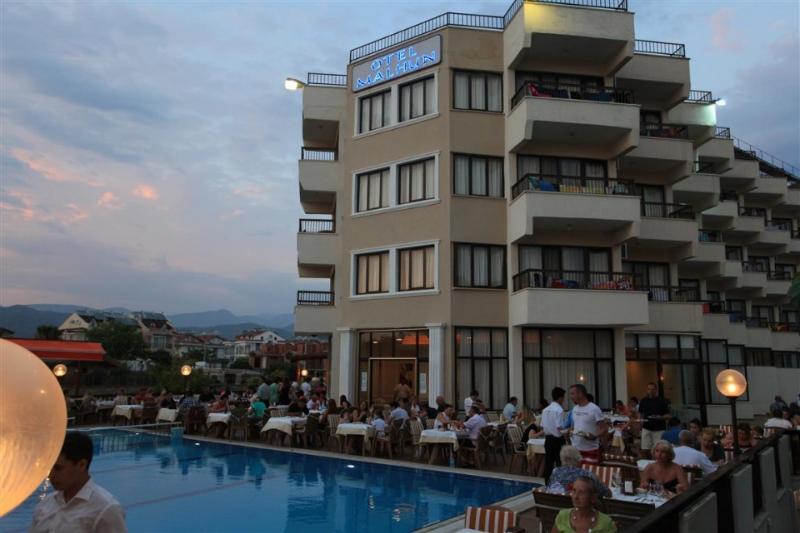 Malhun Hotel فتحية المظهر الخارجي الصورة
